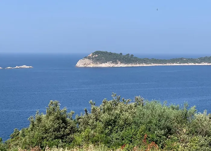 Zrinka Apartamento
